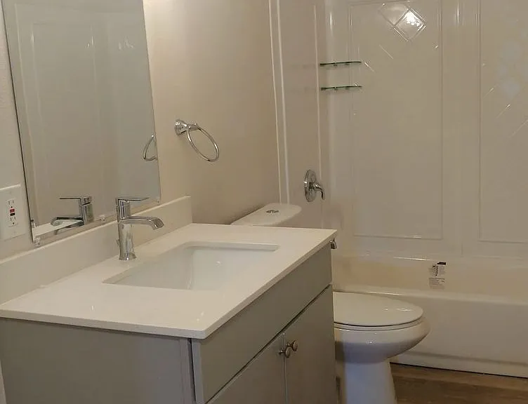 Eleanor Apartments — Photo 37