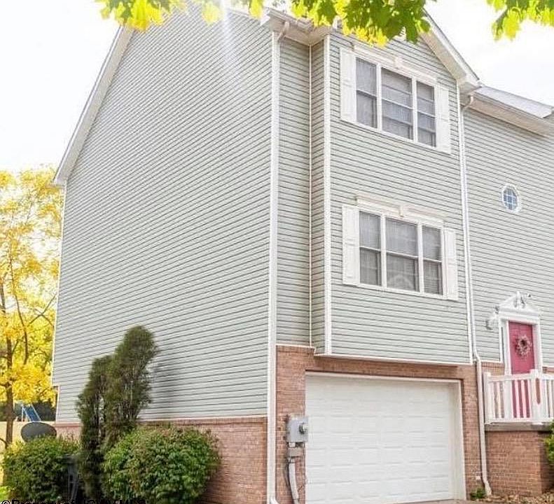 1st image of 101 New Castle Dr