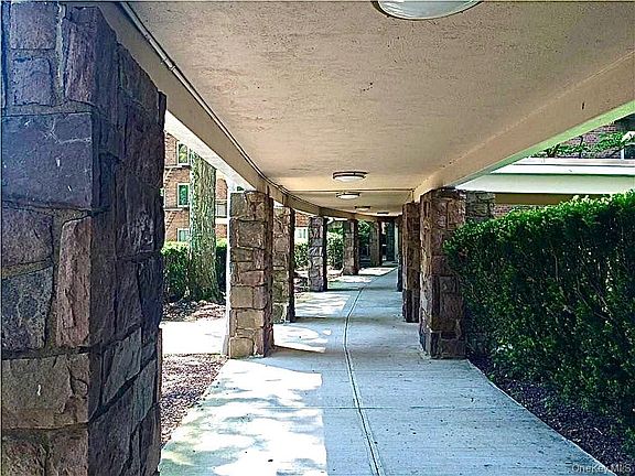 2nd image of 30 S Cole Avenue #6L