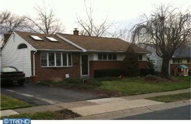 1st image of 38 E Avon Dr
