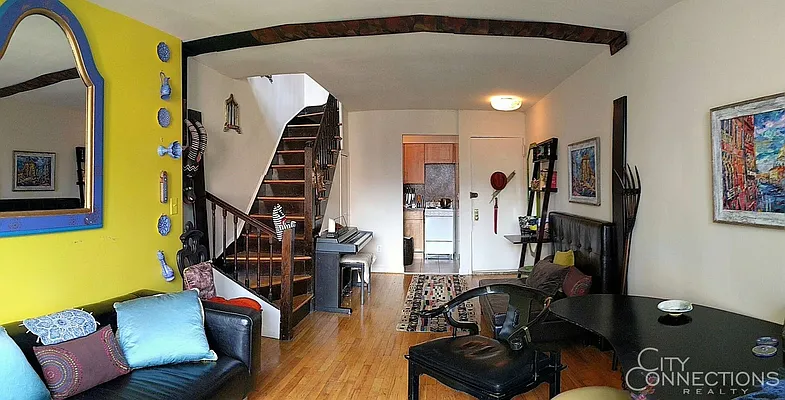 Rented by City Connections Realty | media 9