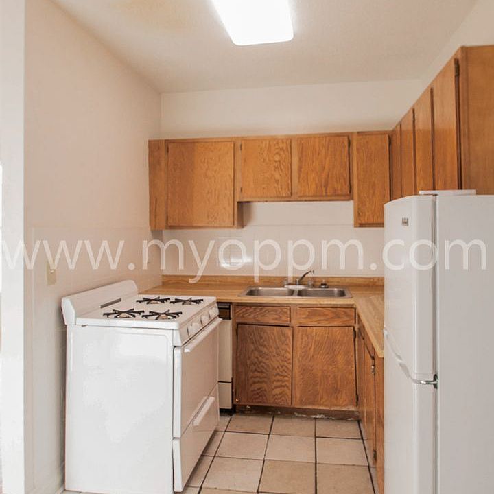 1st image of 3608 Jackson St