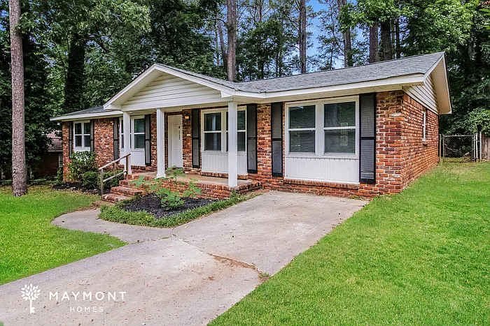448 Pitney Rd — Photo 3