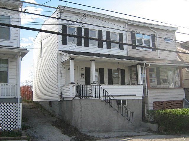 1st image of 387 1st St