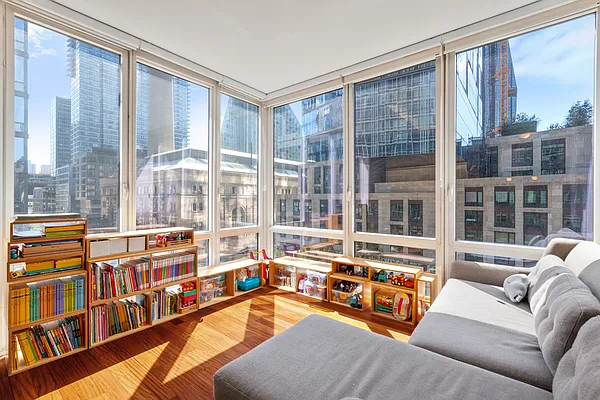 Sold by Compass | media 1