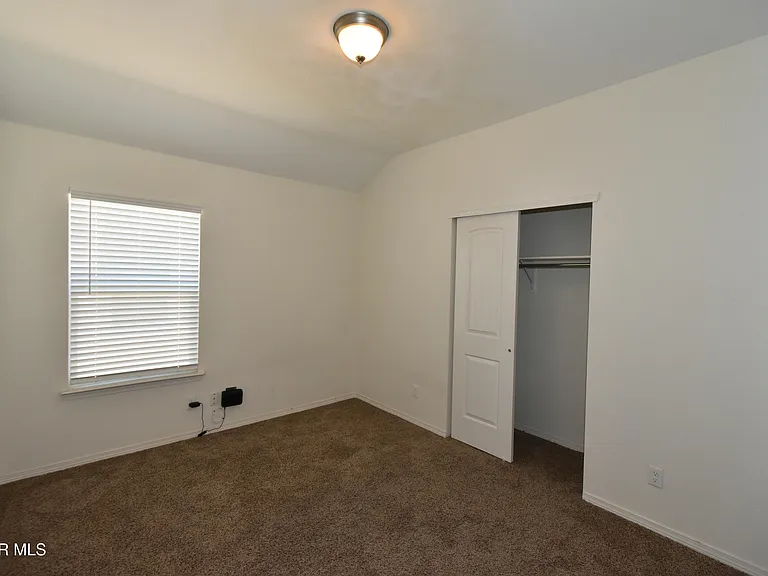 1253 Indigo Sky St — Photo 17