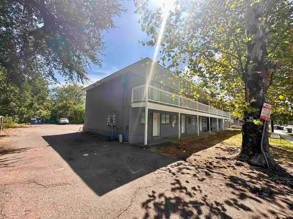 Manya Point Apartments, 690 Adams St, Beaumont, TX 77705