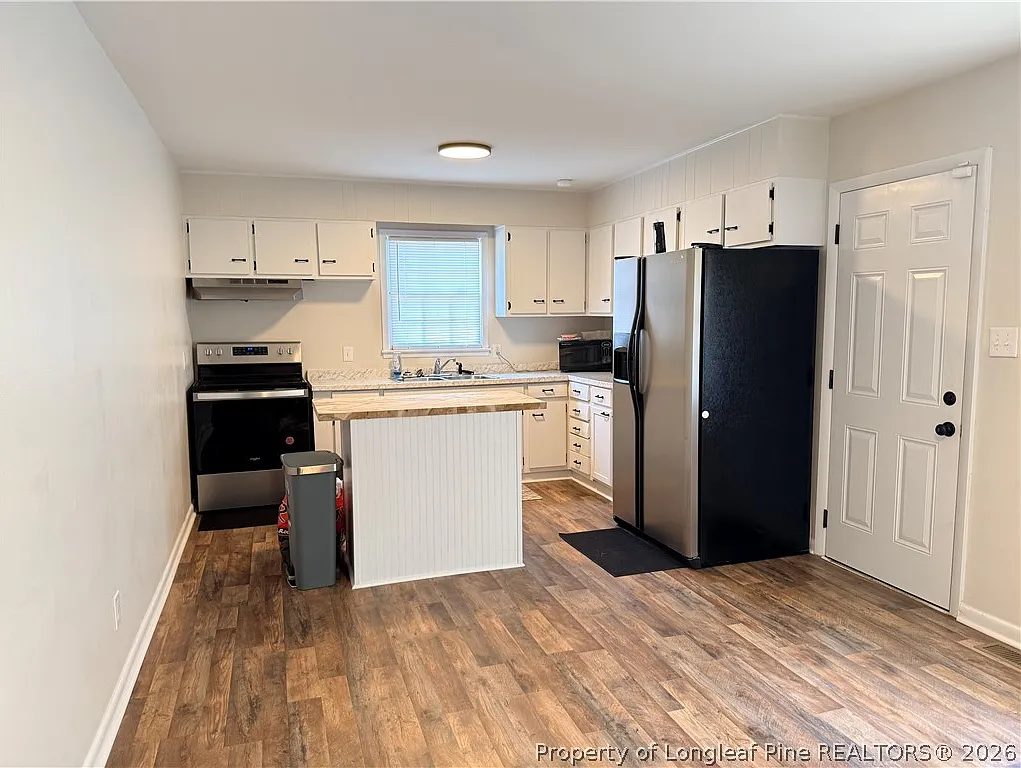3 bed, 2.0 bath, 1150 sqft, $1,600 — Photo 4