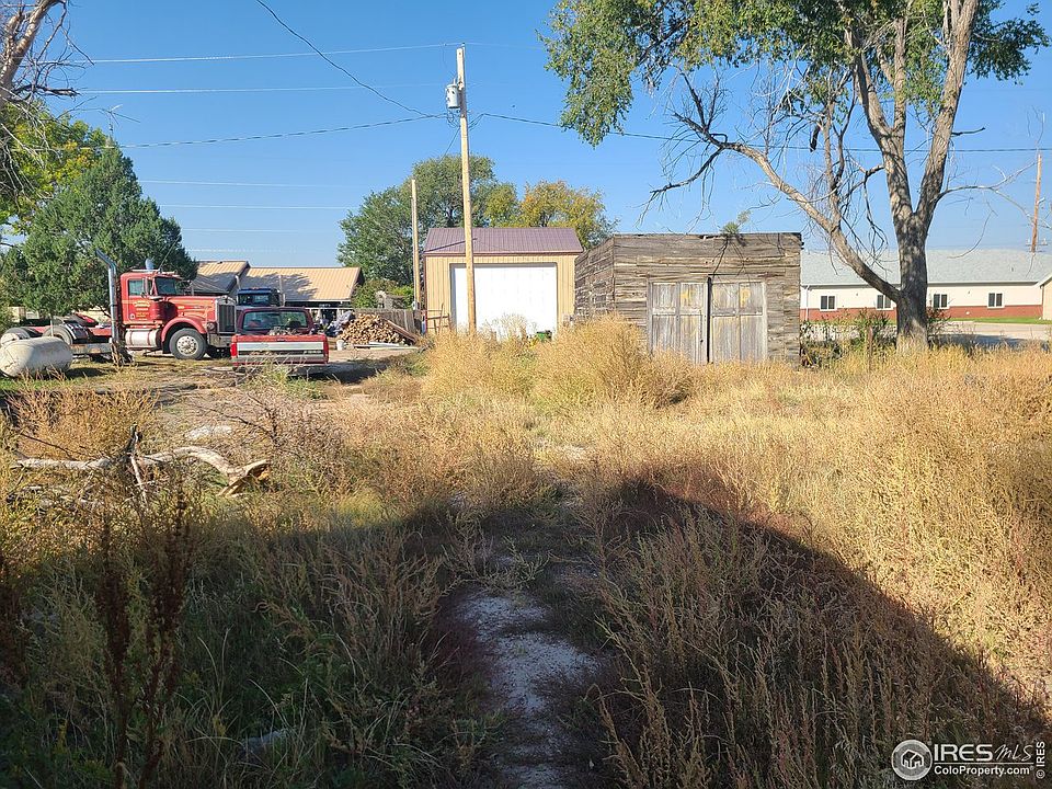 2nd image of 205 2nd St