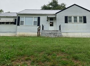 371 Moorefield Rd, Carlisle, KY 40311