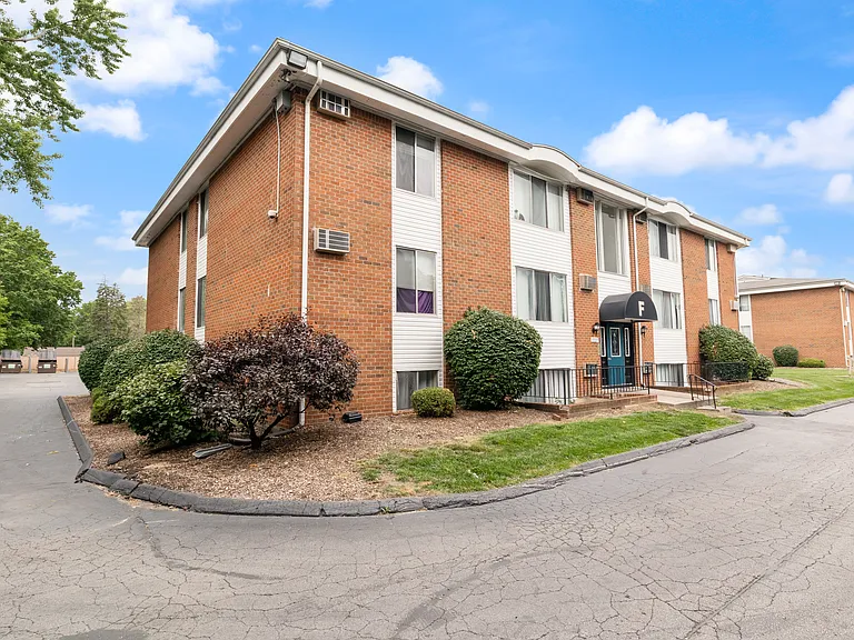 Abbey Run Apartments — Photo 25