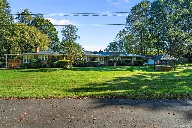 1st image of 3601 Dandridge Cir