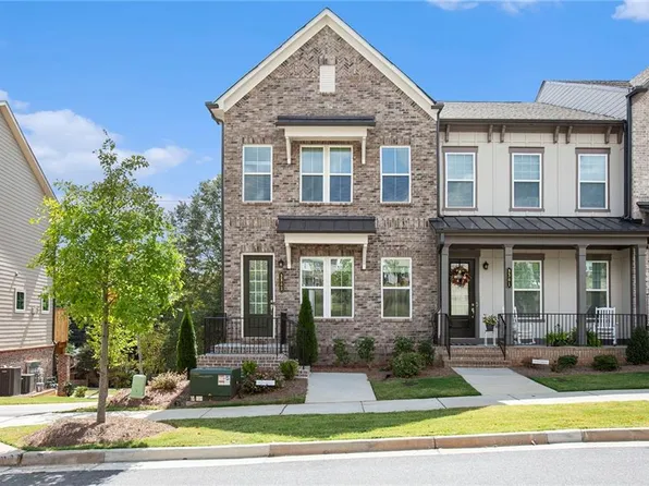 3303 Park Pointe Cir, Scottdale, GA 30079