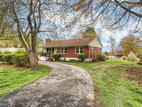 2nd image of 2301 Snow Rd