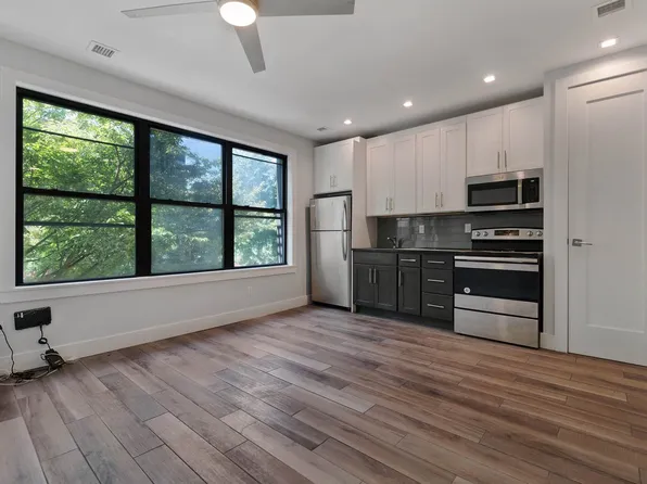 247 Wilson Avenue image 1 of 8