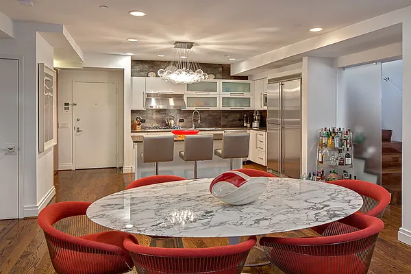 Sold by Fox Residential Group | media 3