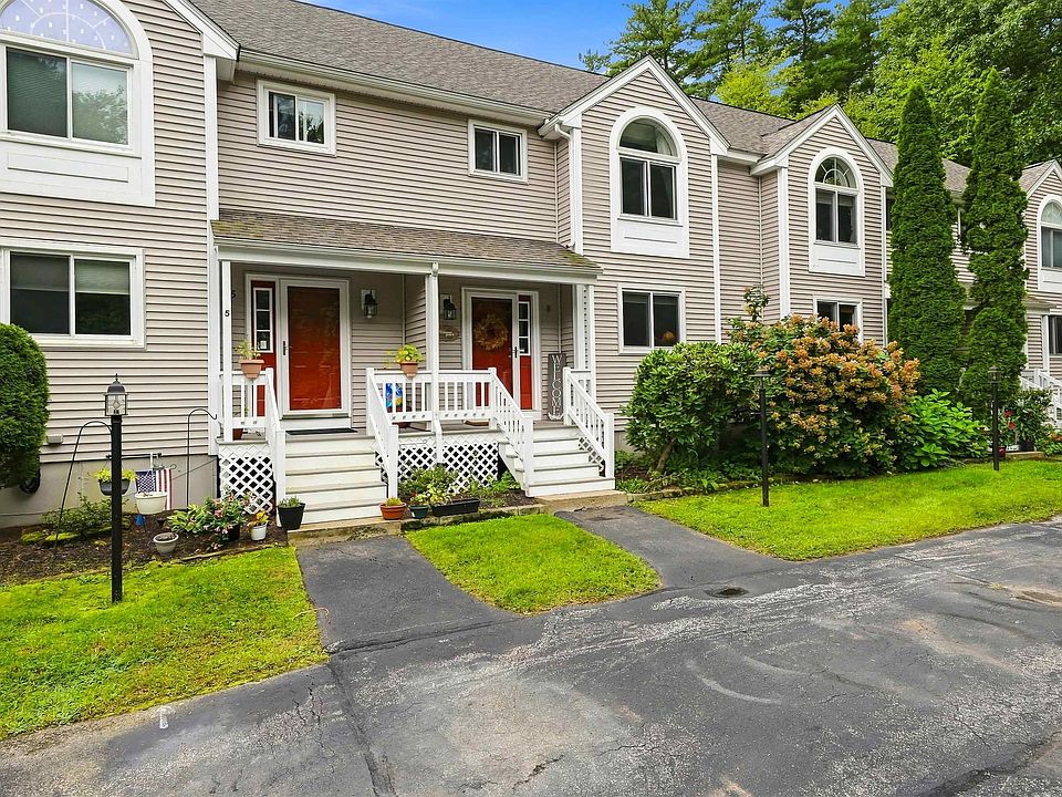 1st image of 8 Standish Way #6