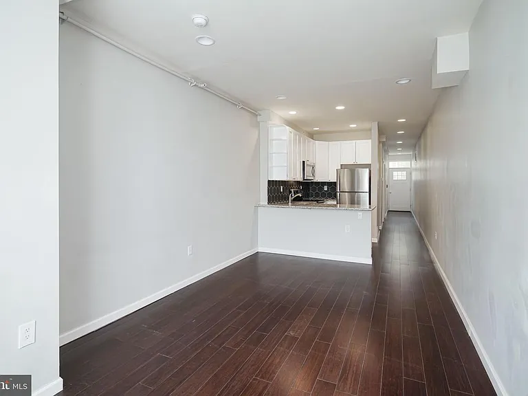 2408 W Thompson St #1 — Photo 5