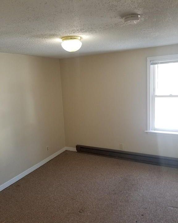 1st image of 69 W Chestnut St #1