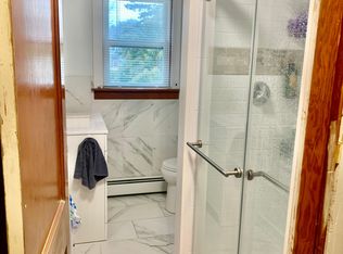 400 Middle Hwy #1, Barrington, RI 02806