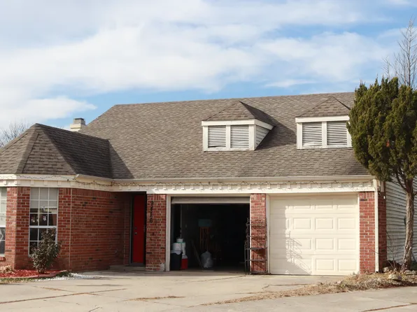 9416 Discovery Dr W, Indianapolis, IN 46250