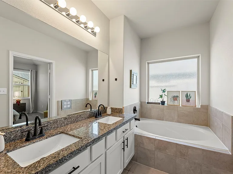 14911 Spring Forest Ln — Photo 28