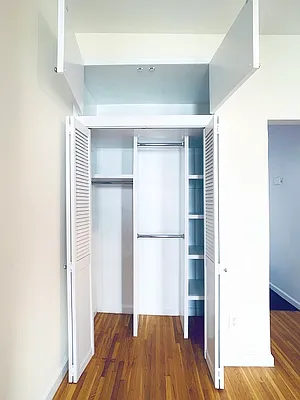 Rented by City Connections Realty | media 20