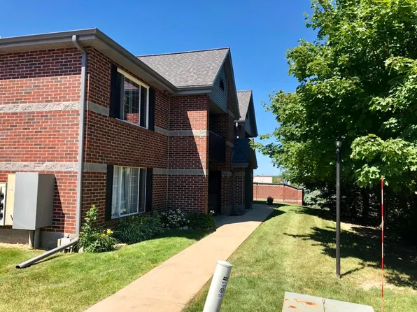 S75W16788 Jacob Ct, Muskego, WI 53150
