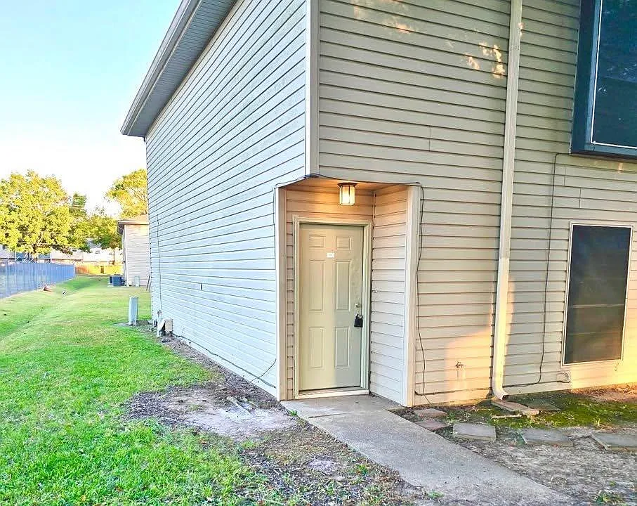 200 High Meadows Blvd #205