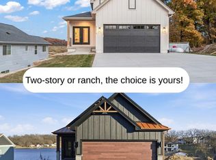 8111A Oak Ridge Dr, Dexter, IA 50070