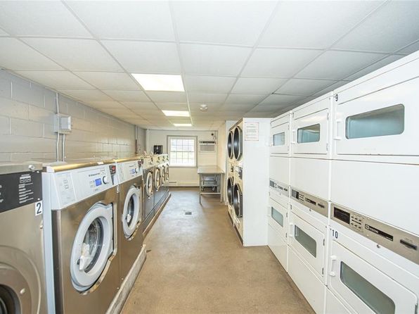 460 Old Town #6N, Port Jefferson Station, NY 11776