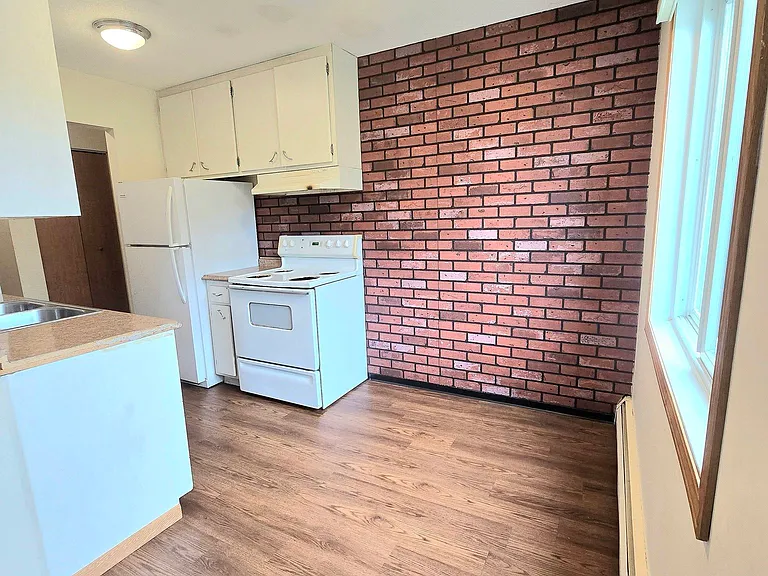 340 Marshall Ave #2 — Photo 5