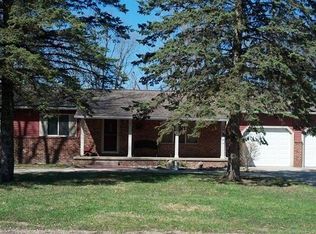 15098 Eddy Lake Rd, Fenton, MI 48430