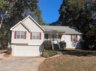 1995 Holly Cove Rd, Cumming, GA 30040