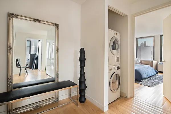 Rented by Douglas Elliman | media 14