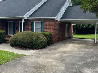 2044 Tudor St, Sumter, SC 29150