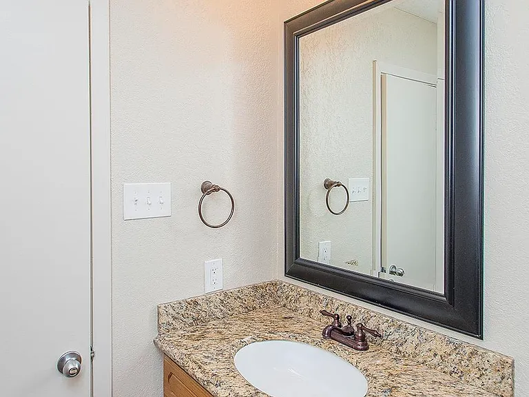 10280 W Winston Ave #10 — Photo 7