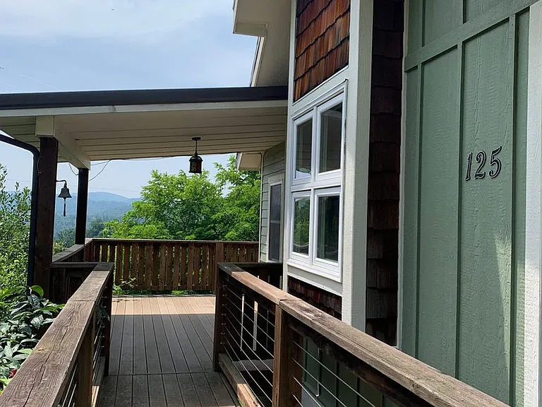 125 Sun Haven Ln — Photo 4