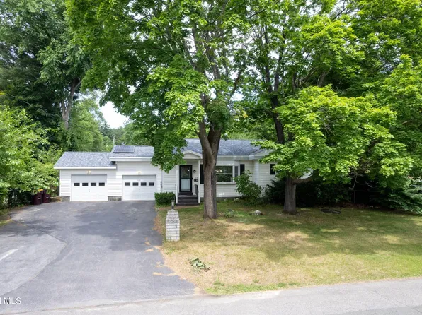 28 Lee Avenue, Schenectady, NY 12303
