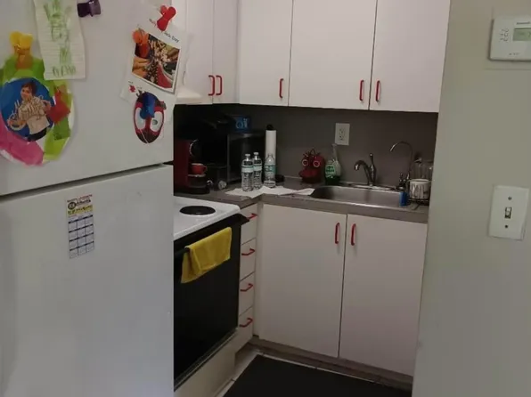 5201 NW 7th St, Miami, FL 33126