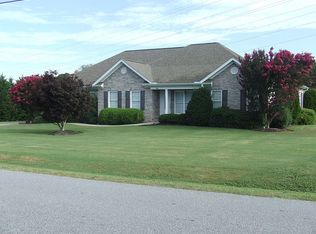 700 Brookdale Dr, Greer, SC 29651