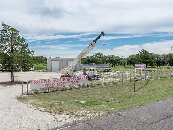 3rd image of 4759 Interstate Highway 45 S