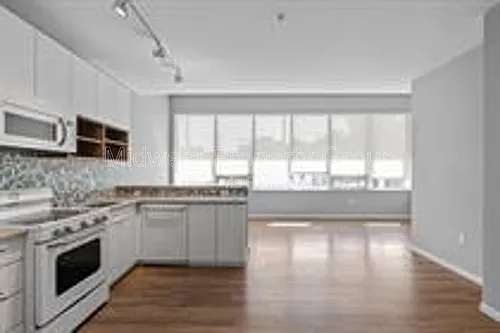 4100 Lindell Blvd #201 Photo 1