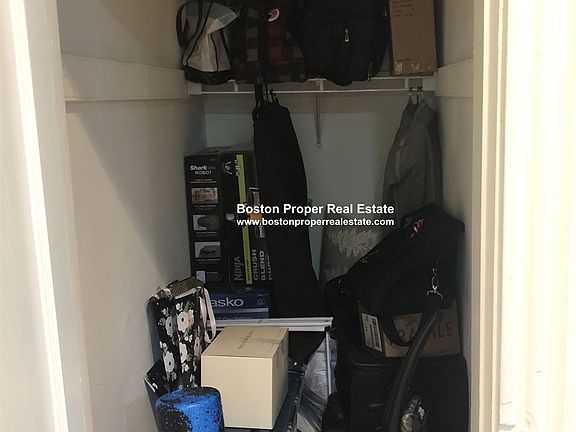 195 Park Dr. #3 Boston - Kenmore Unit Photo 3