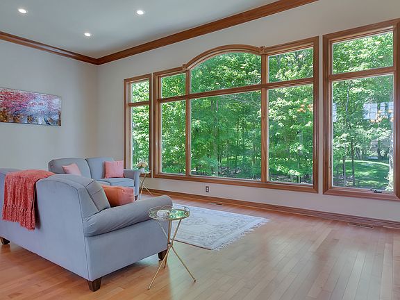 4th image of 23409 Terrace Hills Ct