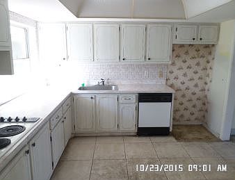 2nd image of 6740 SW 6th St