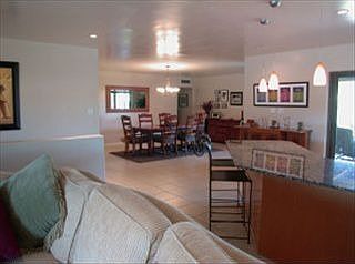 4th image of 6116 E Edgemont Ave
