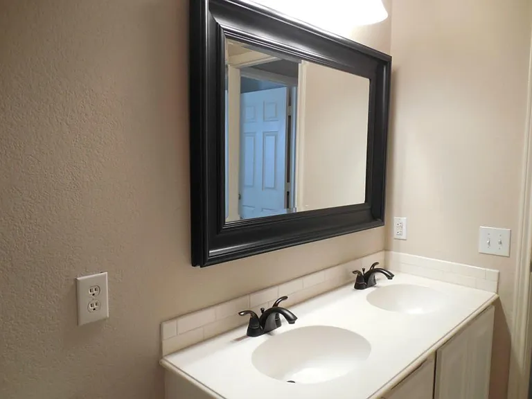 2709 Dunbar Dr — Photo 12