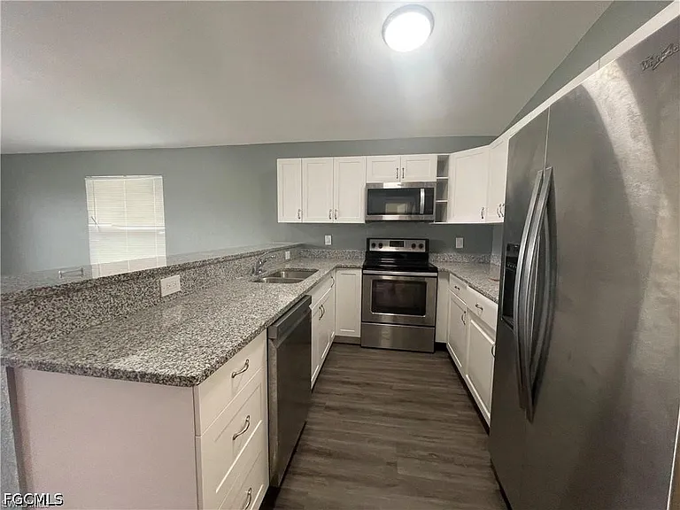 4806 24th St SW — Photo 3