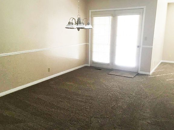 2nd image of 244 E 200th St N #3